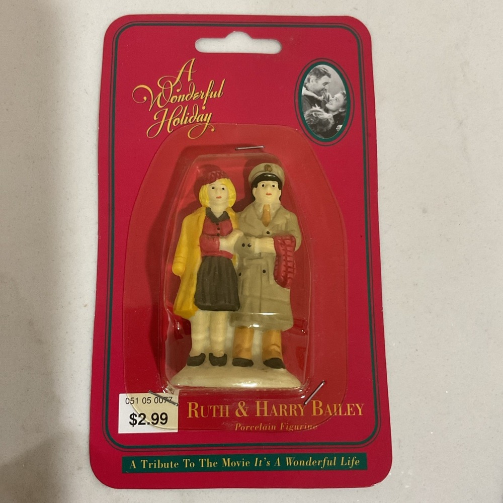 1997 It's A Wonderful Life Ruth & Harry Bailey Porcelain Figurine DHC